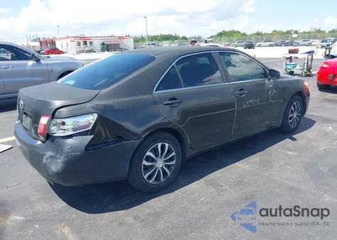 2007 Toyota Camry Ce z USA, uszkodzony, nr VIN 4T1BE46K97U704223
